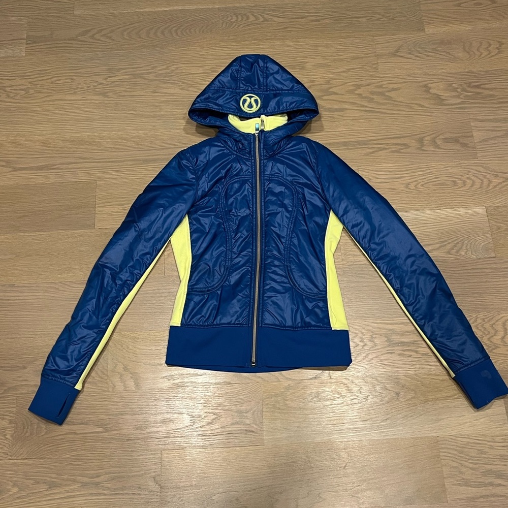Blue Lululemon zip up coat size 2